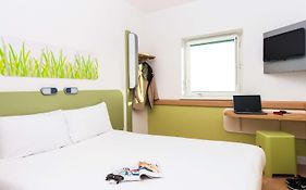 Ibis Budget Manchester Salford Quays 2*